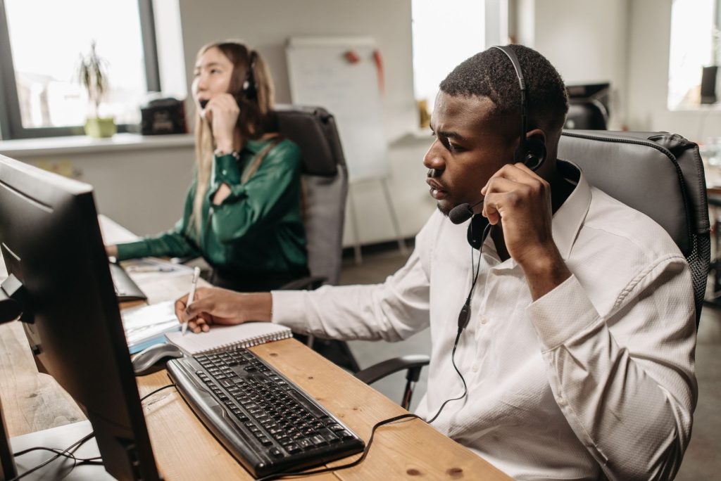 HVAC answering service vs dispatcher after hours for small teams